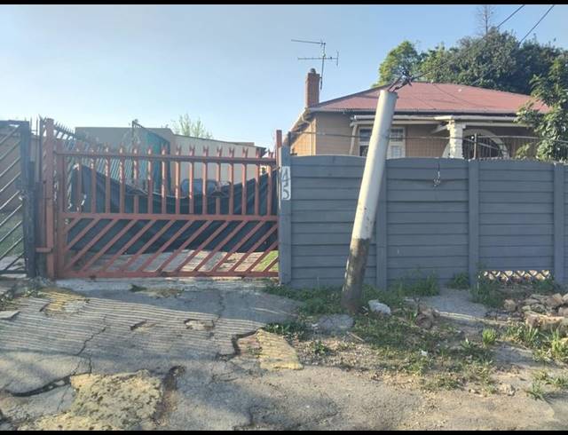 13 BEDROOM HOUSE FOR SALE IN PRIMROSE